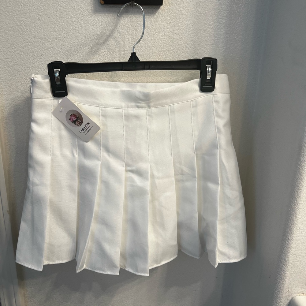 White girls skort size small - medium